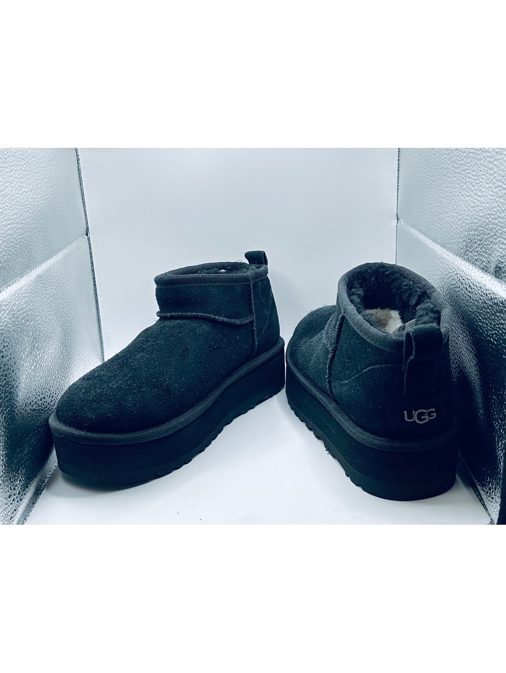 UGGS Black Suede Ultra Mini Platform Boot size kids 3 Ladies 4.5 NIB
